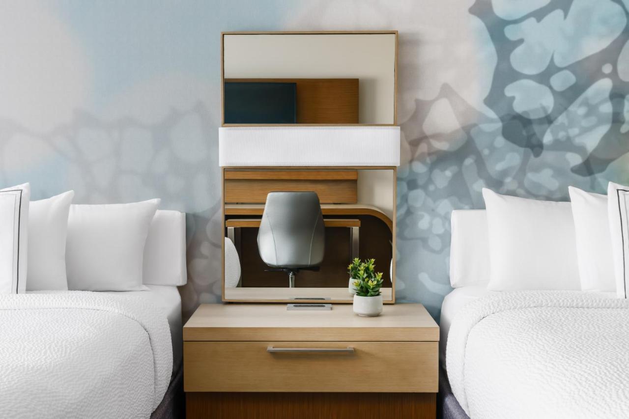 คอร์ตยาร์ด ดัลลัส ลูอิสวิลล์ Hotel ภายนอก รูปภาพ