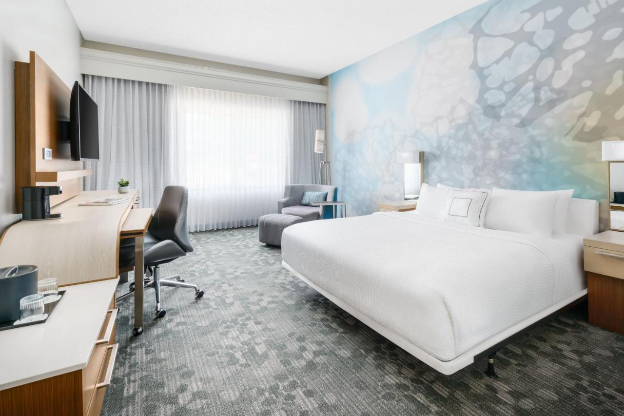 คอร์ตยาร์ด ดัลลัส ลูอิสวิลล์ Hotel ภายนอก รูปภาพ