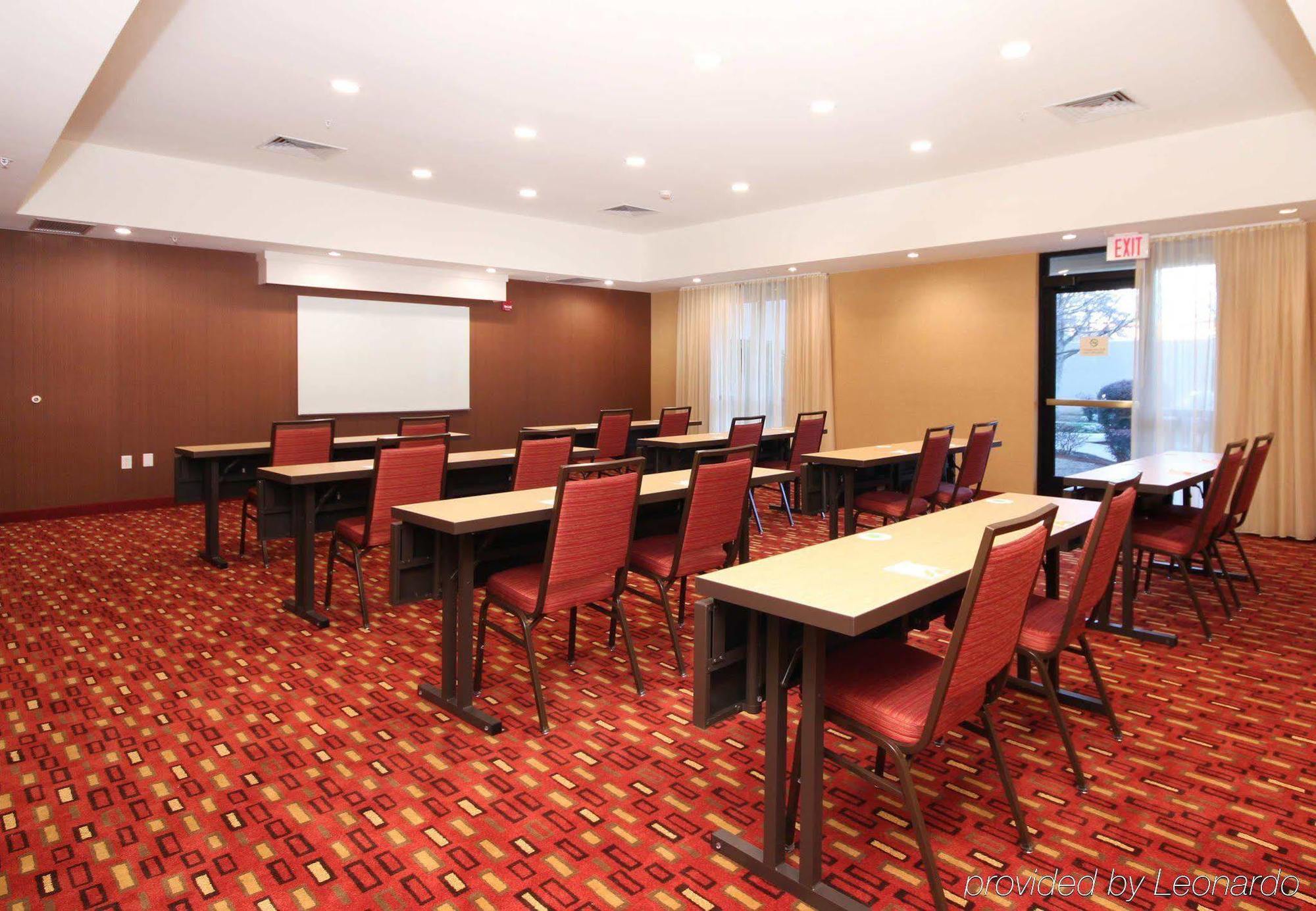 คอร์ตยาร์ด ดัลลัส ลูอิสวิลล์ Hotel ภายนอก รูปภาพ